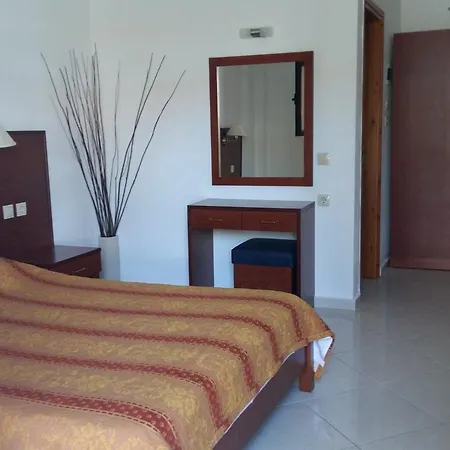 House Petridis 3* Μεταμόρφωση