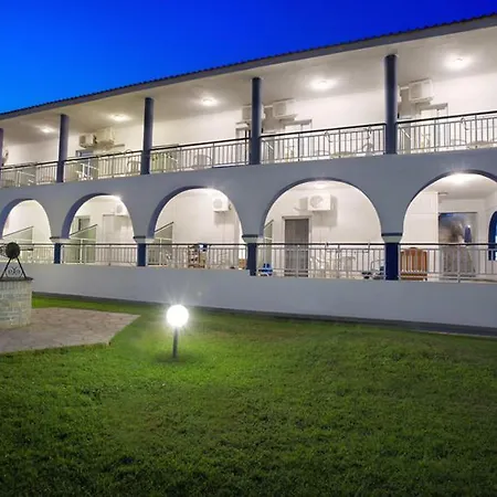 House Petridis 3* Μεταμόρφωση